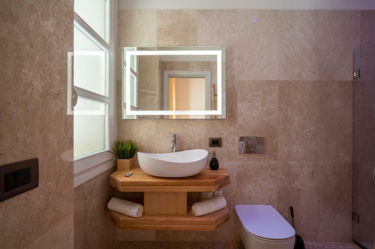 Corso Umberto Rooms Олбия Екстериор снимка
