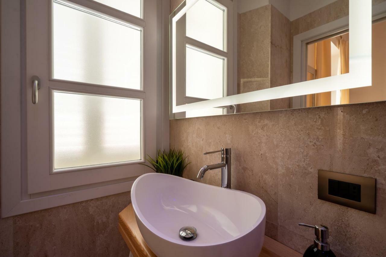 Corso Umberto Rooms Олбия Екстериор снимка