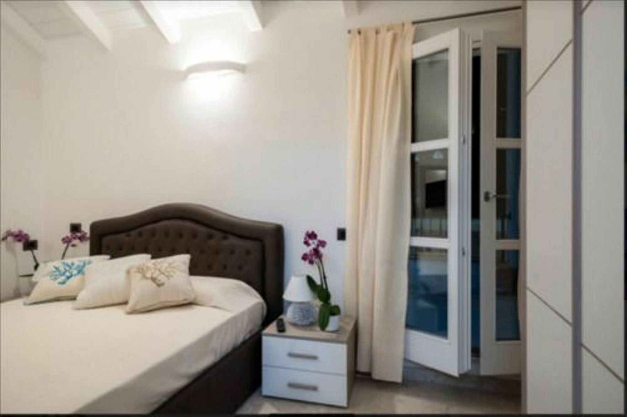 Corso Umberto Rooms Олбия Екстериор снимка